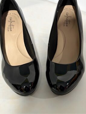 Collection by Clarks Black Patent Round-Toe Heels